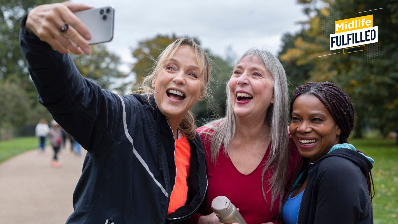 Midlife women taking selfie | Michelle Brigman | Midlife Fulfilled Blog